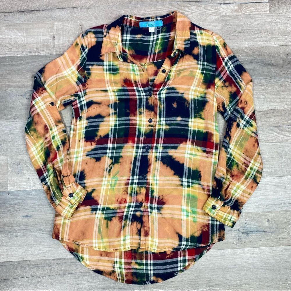 Buttons Bleach Dyed Plaid Flannel Button Front Shirt Peach Small - Picture 8 of 10